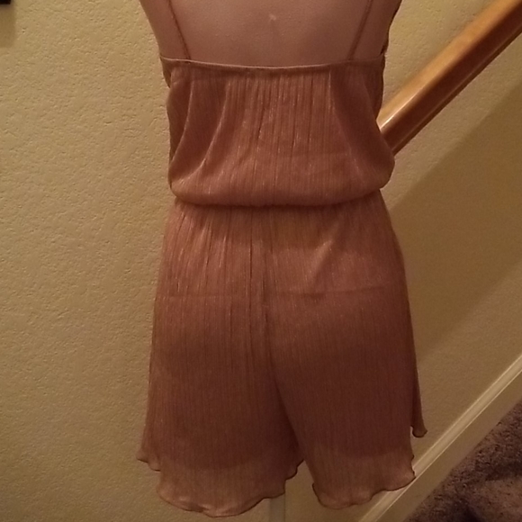 Cute Ruched Romper - Picture 4 of 5